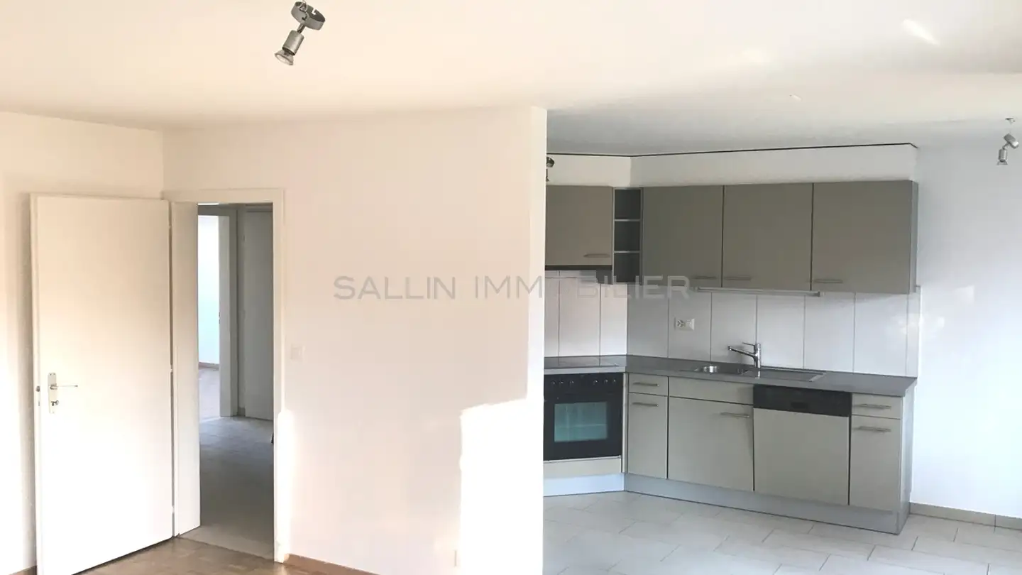 Apartment for rent - Chemin Des Pilons, 1630 Bulle - Photo 4