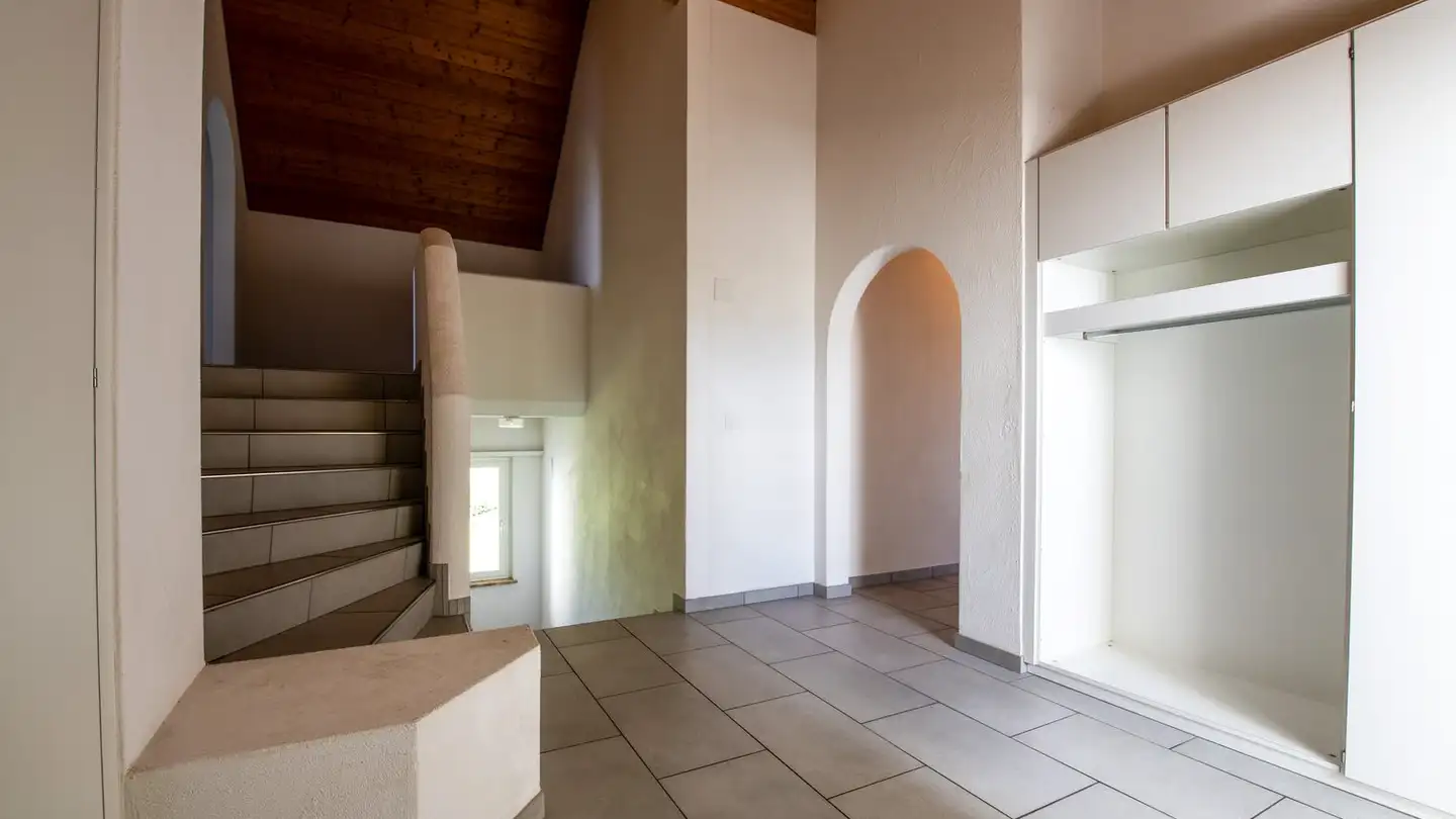 Dachgeschosswohnung mieten - Chalbisauweg 9, 8816 Hirzel - Foto 2