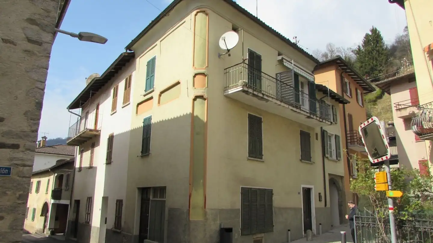 Casa singola in affitto - Piazzetta Meridiana 1, 6997 Sessa