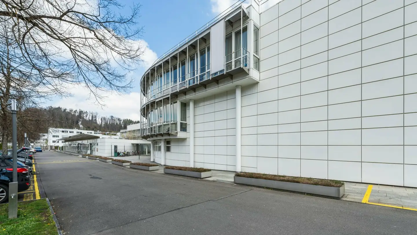 Möblierte Wohnung mieten - Im Sihlhof 2, 8134 Adliswil