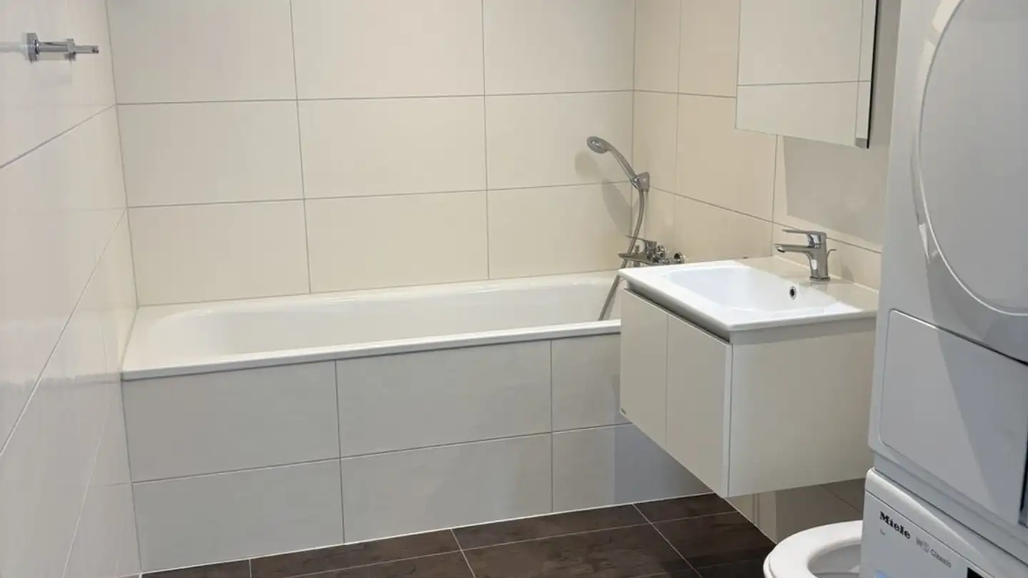 Wohnung mieten - Avenue De La Gare 3, 1680 Romont FR - Foto 4