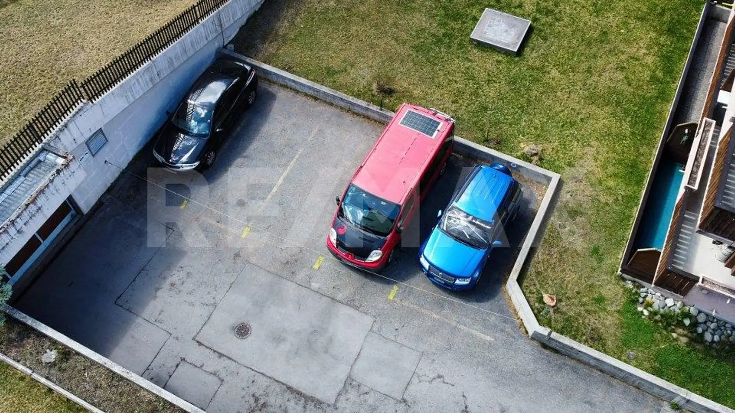 Outdoor parking space for sale - Martinsweg 2, 3929 Täsch