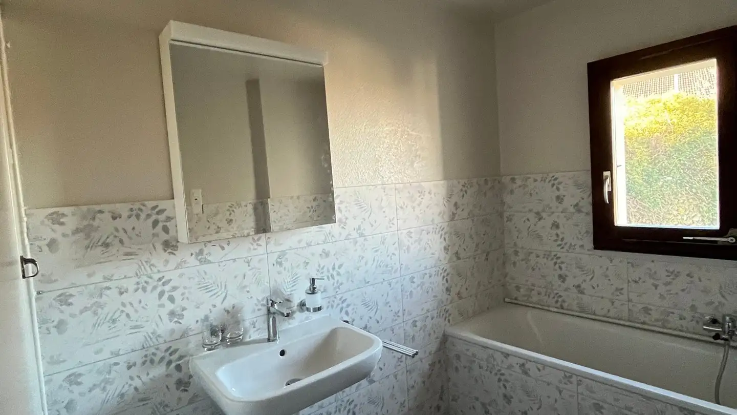 Appartement à louer - Route Du Chili 1, 1870 Monthey - Photo 2