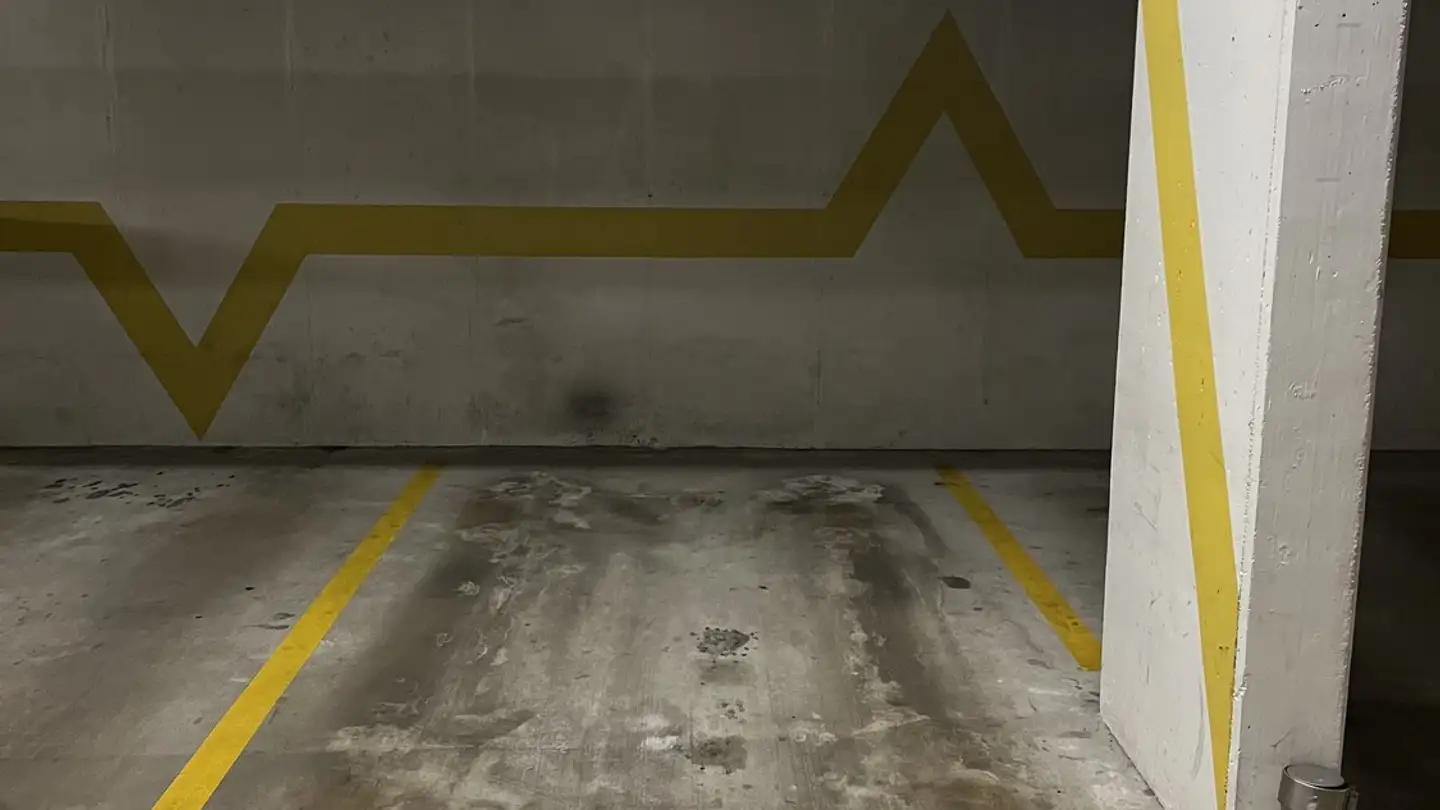 Garage individuel à louer - 8057 Zürich