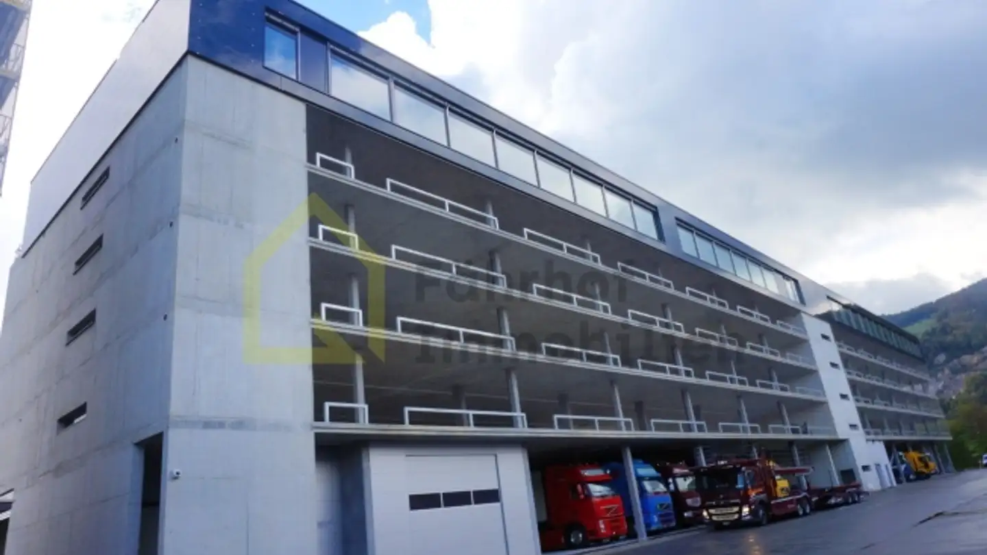 Outdoor parking space for rent - Industriestrasse 30, 4622 Egerkingen