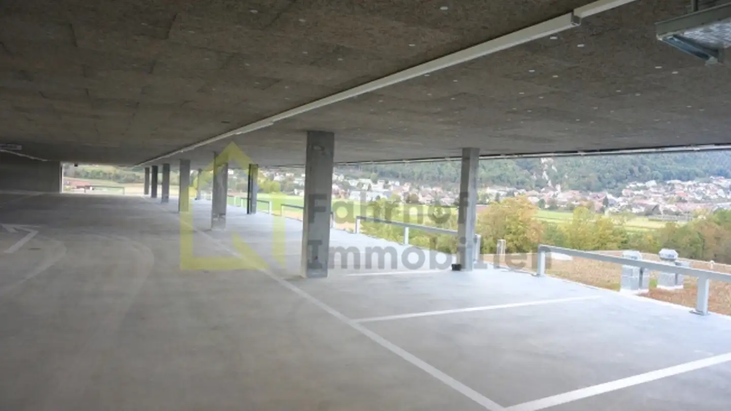 Outdoor parking space for rent - Industriestrasse 30, 4622 Egerkingen - Photo 2