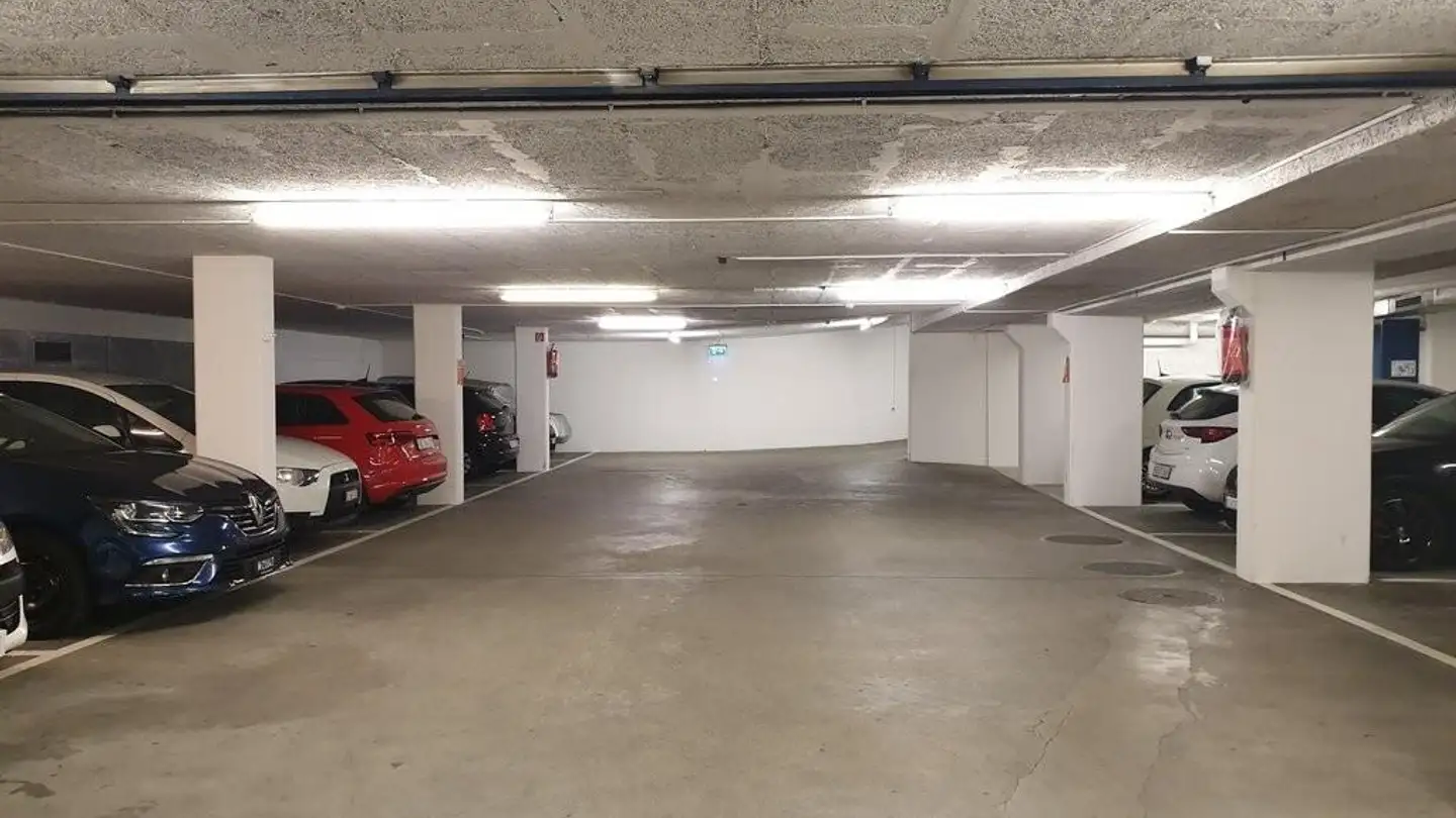 Place de parking souterraine à louer - Kasernenstrasse 27, 3013 Bern - Photo 3