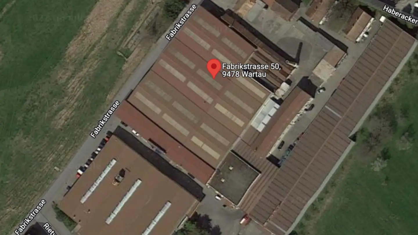 Parkplatz im Freien mieten - Fabrikstrasse 50, 9478 Azmoos