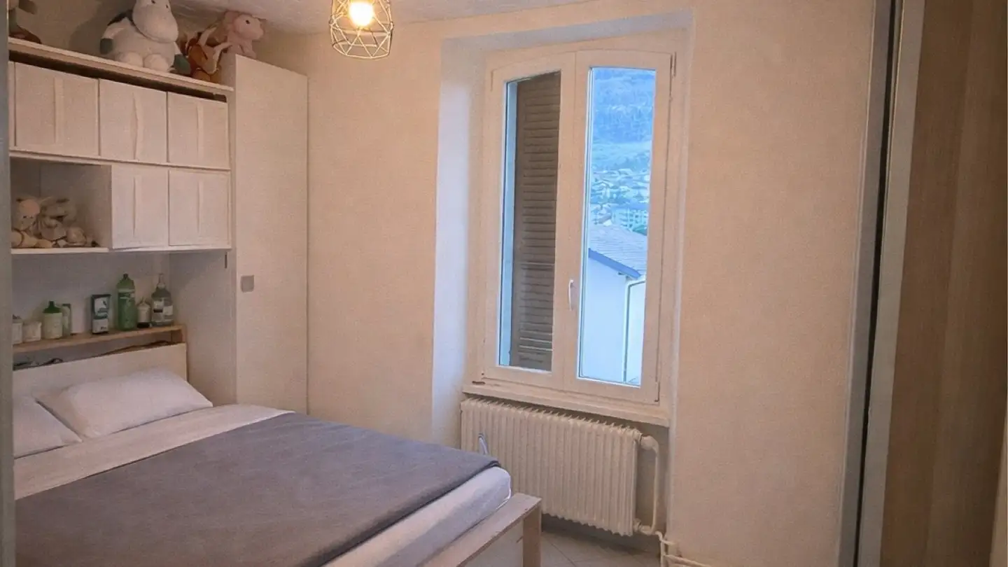 Apartment for rent - 1907 Saxon