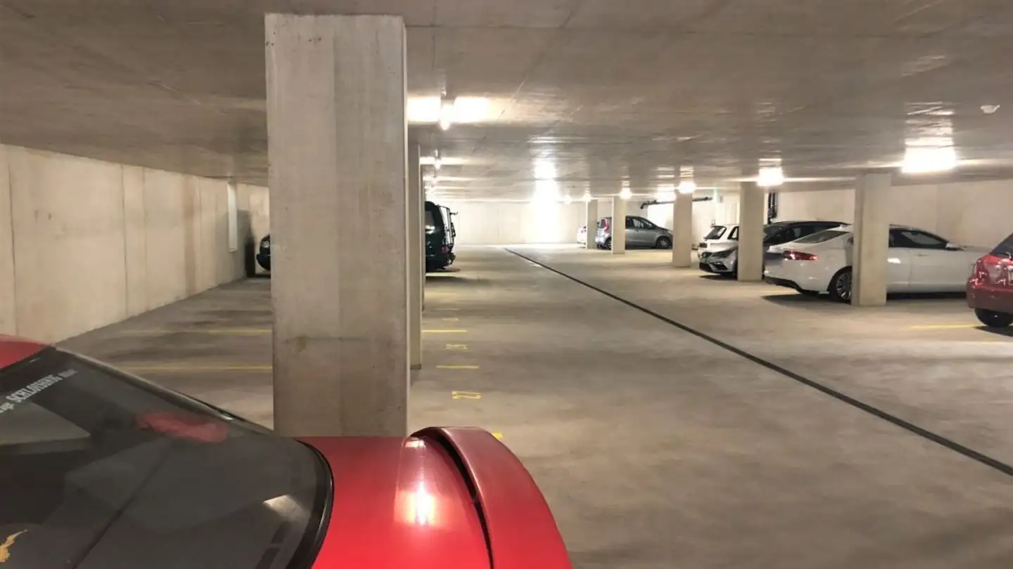 Place de parking souterraine à louer - Rogackerweg, 8225 Siblingen - Photo 4