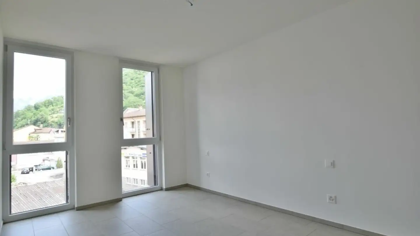 Apartment for rent - Via Dragone 6, 6710 Biasca - Photo 4