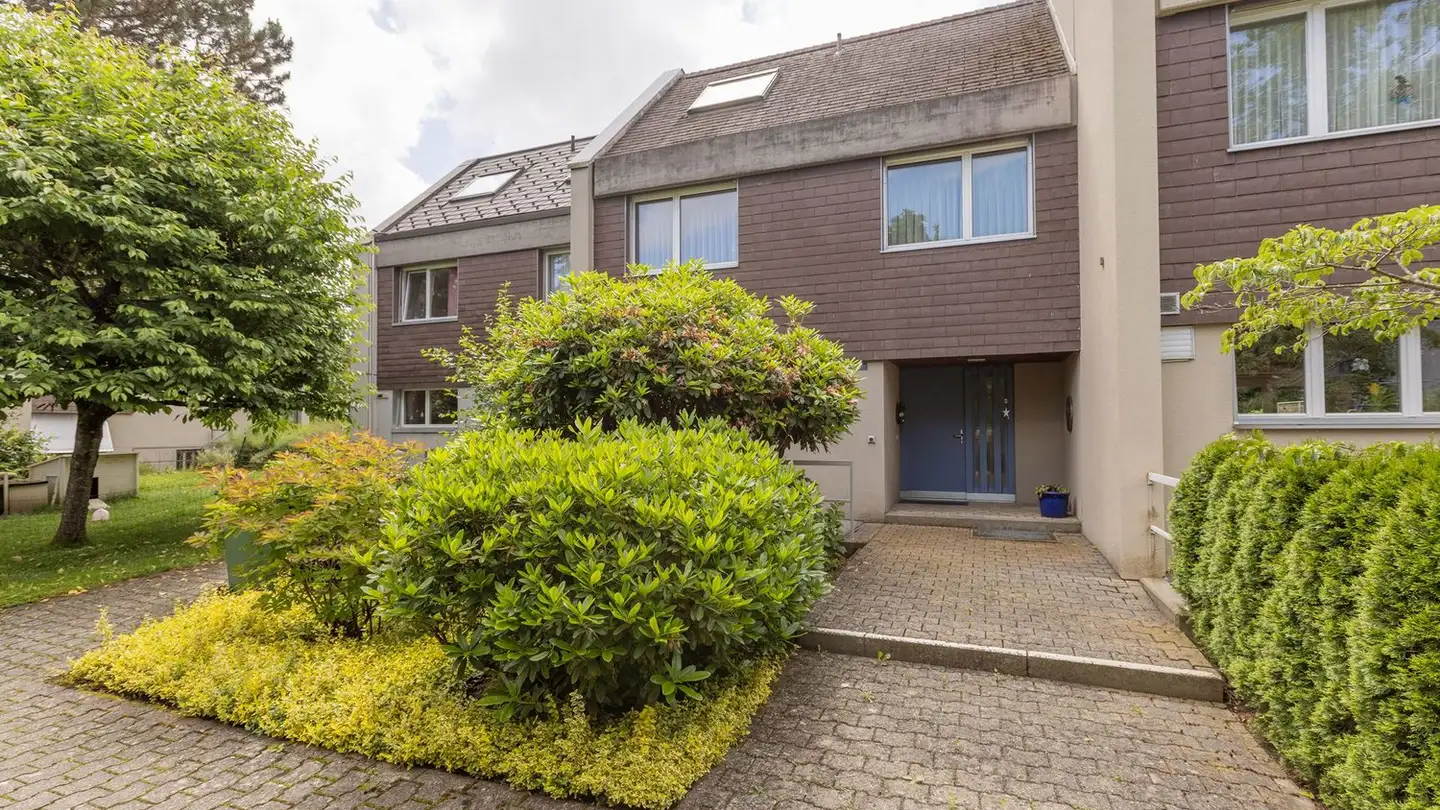 Casa a schiera in vendita - Falkenstrasse 30b, 4900 Langenthal - Photo 2