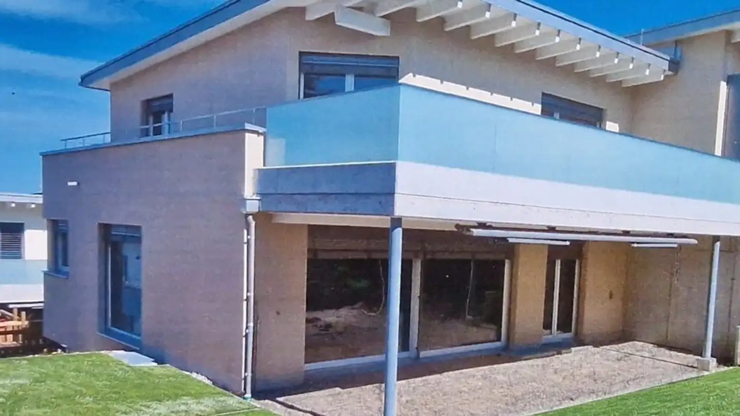 Casa bifamiliare in vendita - Haldenweg 6b, 9240 Uzwil