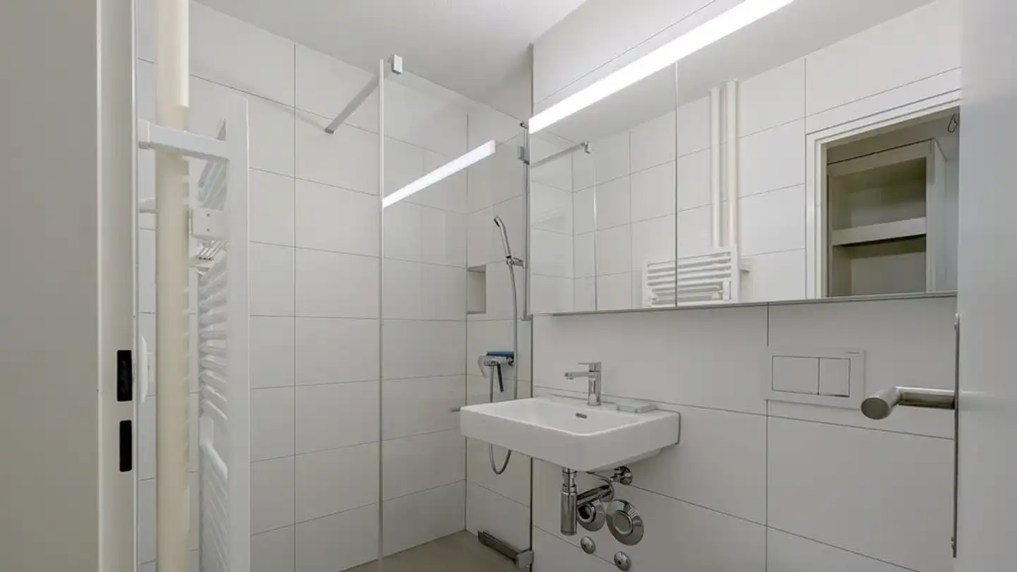 Apartment for rent - Breitenstrasse 10, 8134 Adliswil - Photo 4