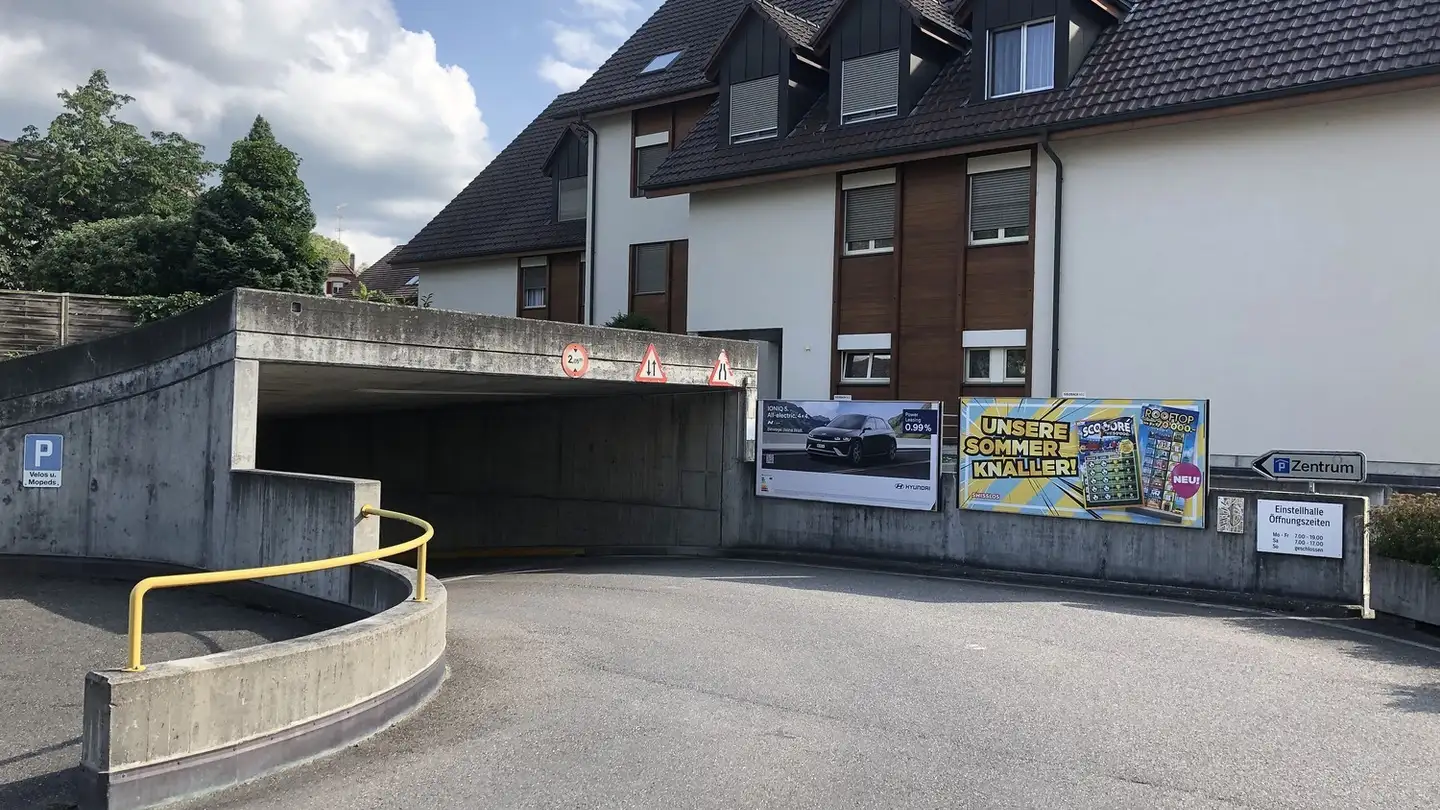 Outdoor parking space for rent - Schwarzenburgstrasse 800A, 3145 Niederscherli