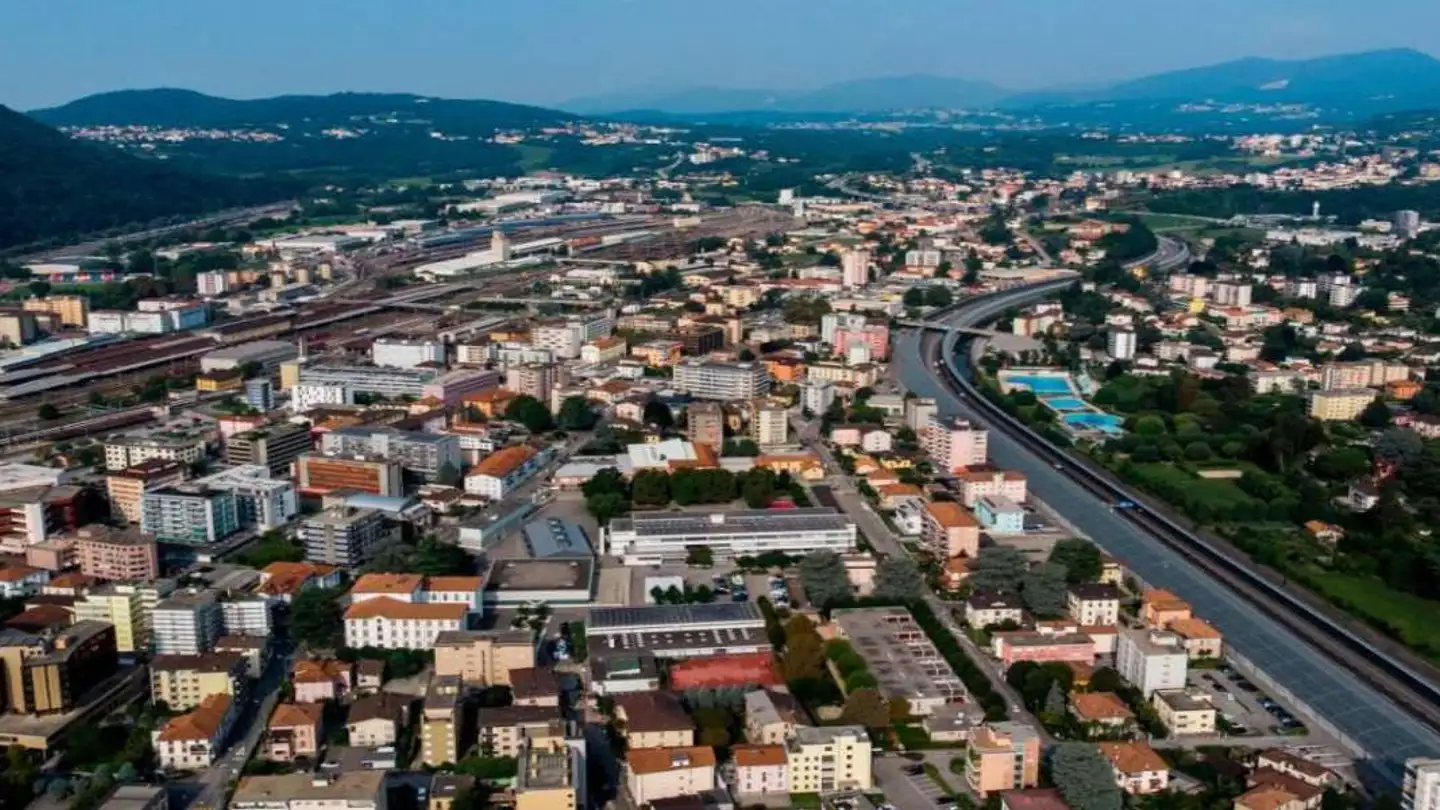 Terrain constructible à vendre - 6830 Chiasso