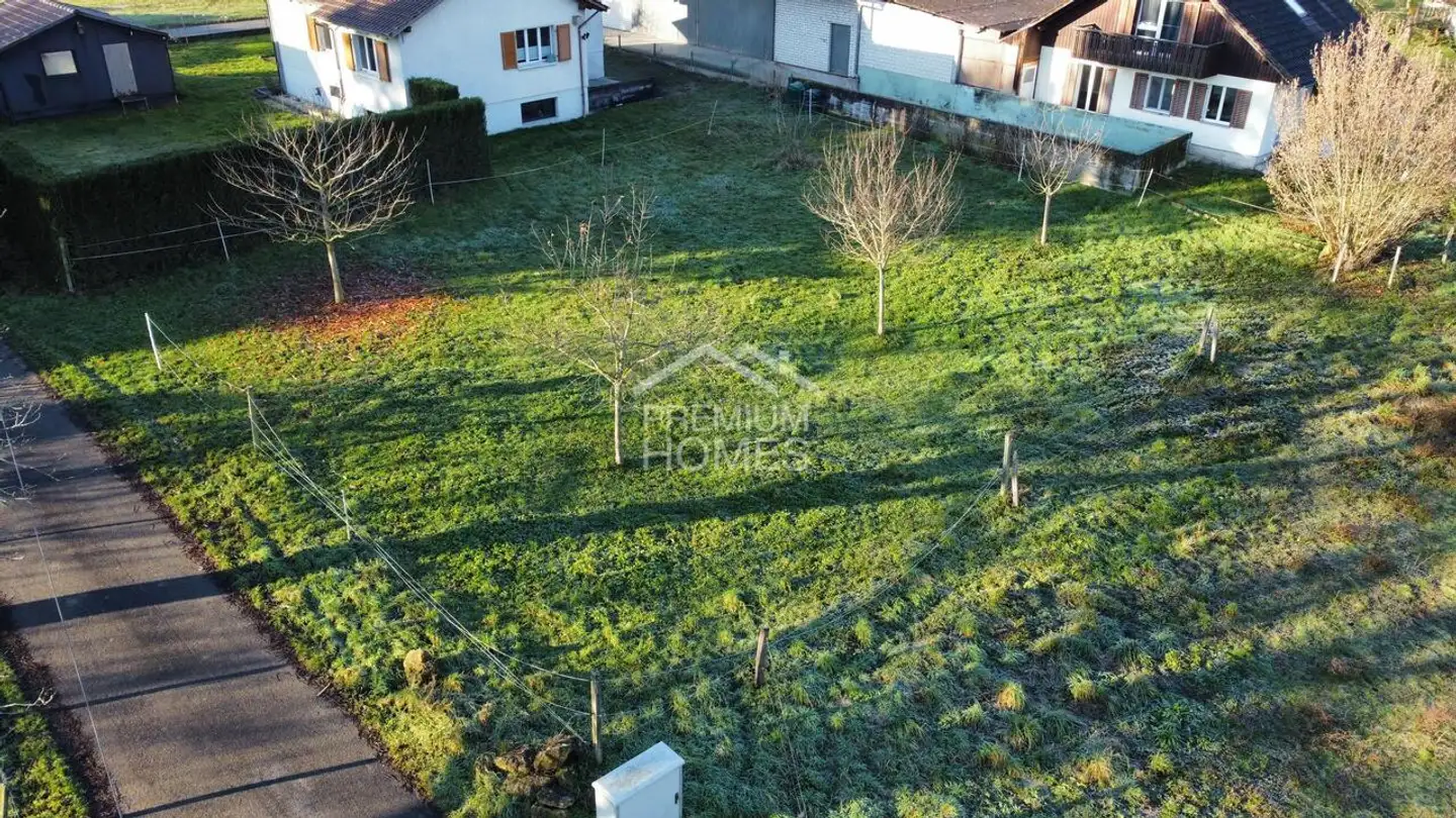 Constructible plot for sale - 3236 Gampelen - Photo 2