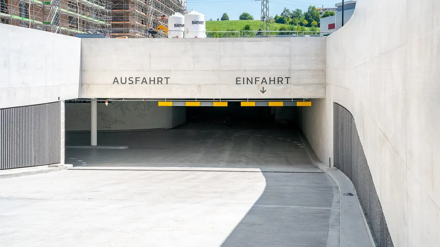 Underground parking space for rent - Zürichstrasse 52, 8134 Adliswil