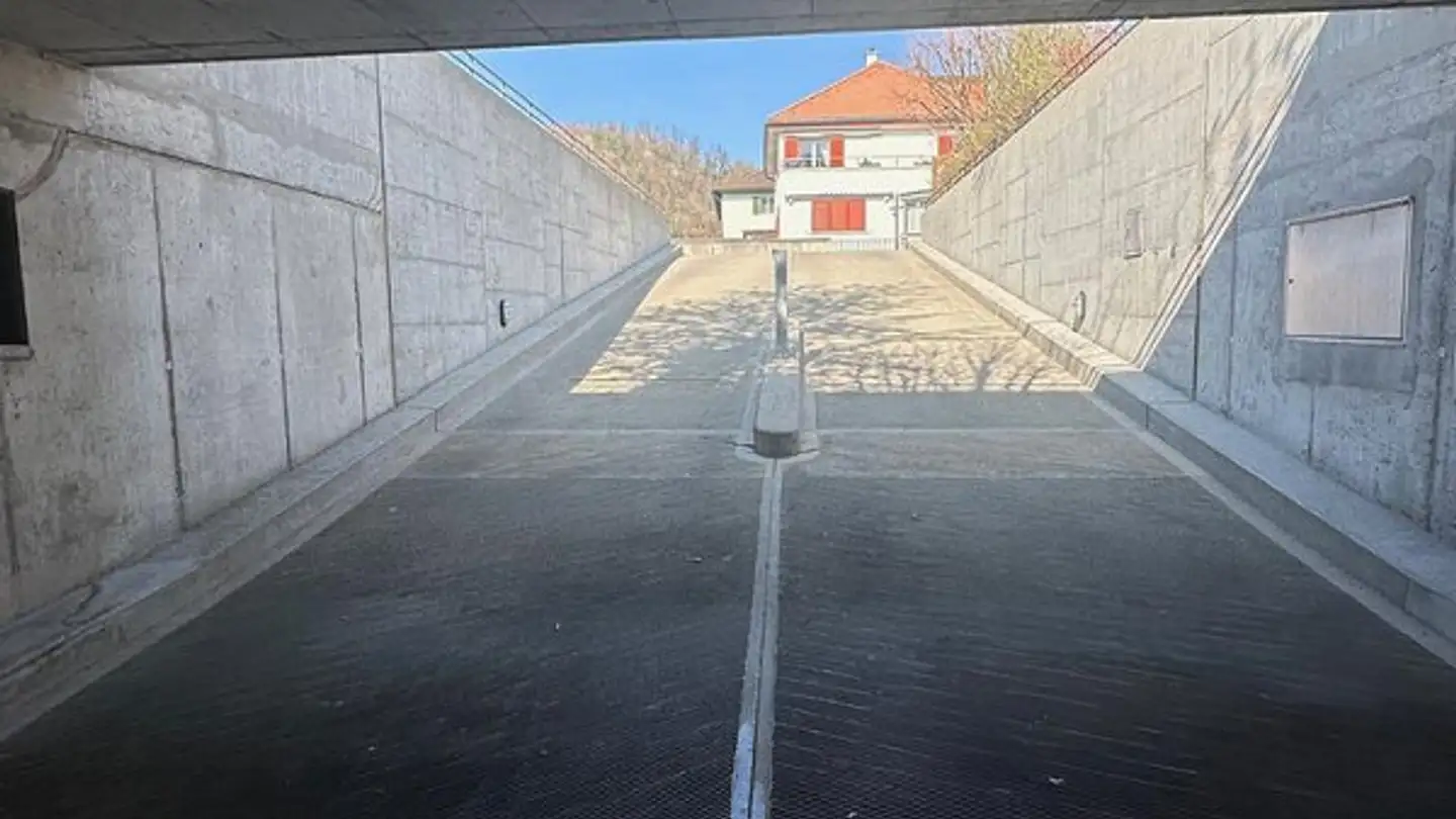 Parcheggio sotterraneo in affitto - Brühlstrasse, 4415 Lausen - Foto 4