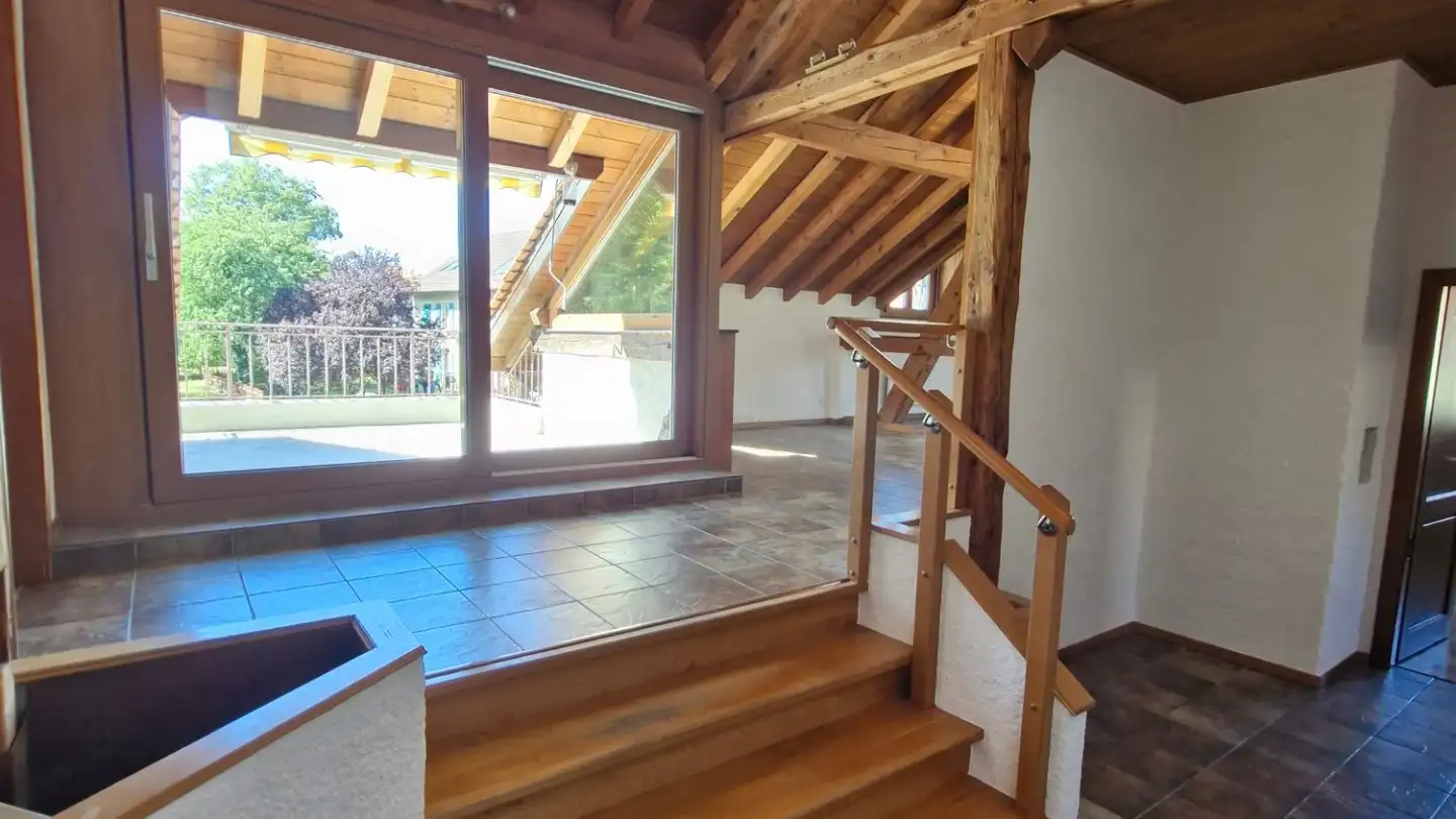 Attique à louer - Chemin Sous-Ville 2, 1308 La Chaux (Cossonay) - Photo 2
