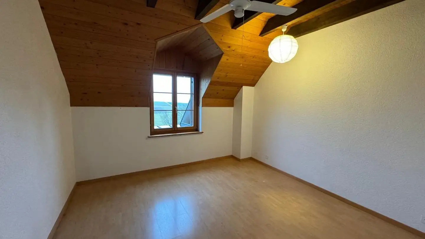 Wohnung mieten - La Chaîne 15, 2515 Prêles - Foto 3