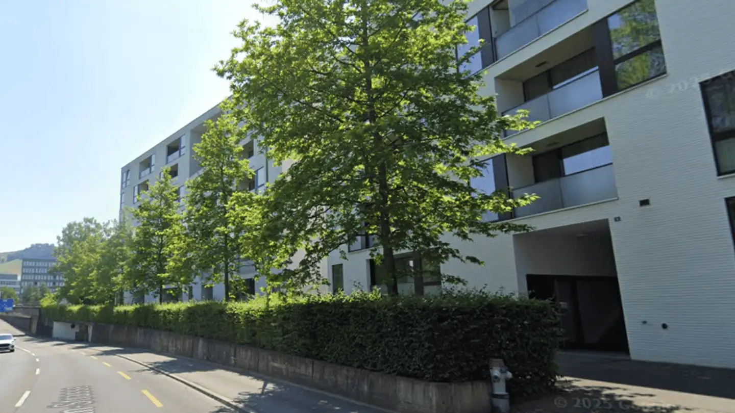 Tiefgaragenstellplatz mieten - General-Guisan-Strasse, 6300 Zug