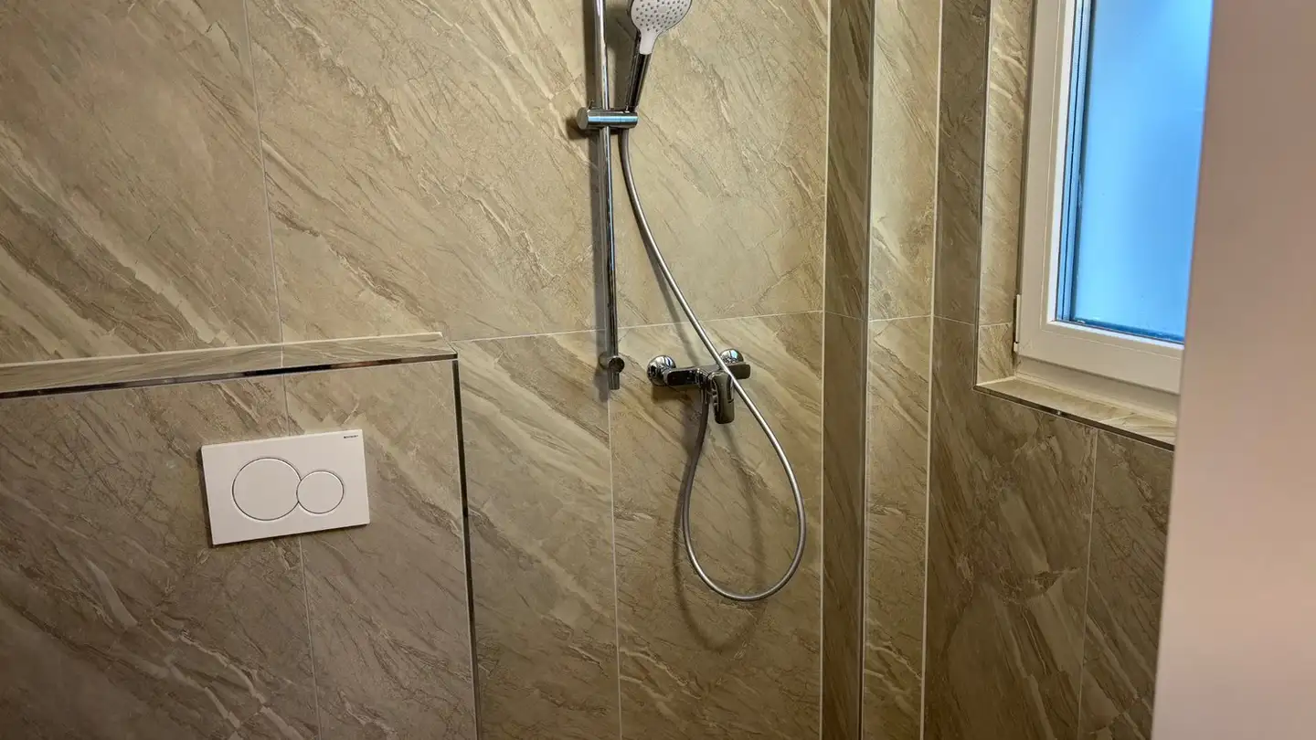 Chambre à louer - Neusatzweg 24, 4133 Pratteln - Photo 2