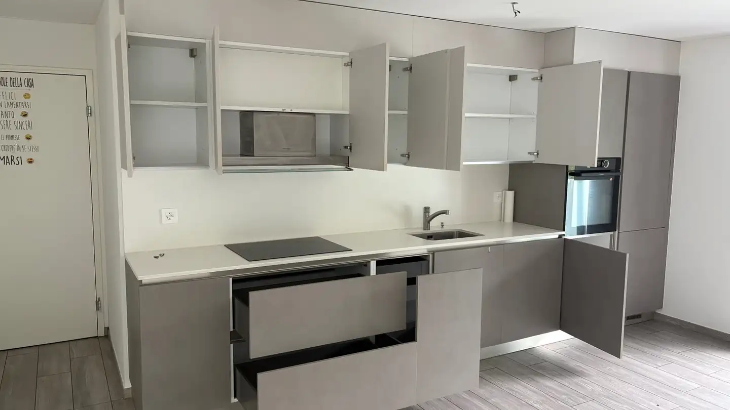 Appartamento in affitto - Via Pedemonte, 6572 Quartino