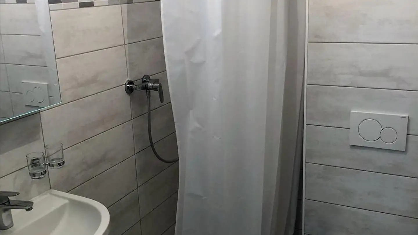 Apartment for rent - Route D'aigle 15, 1880 Bex - Photo 4