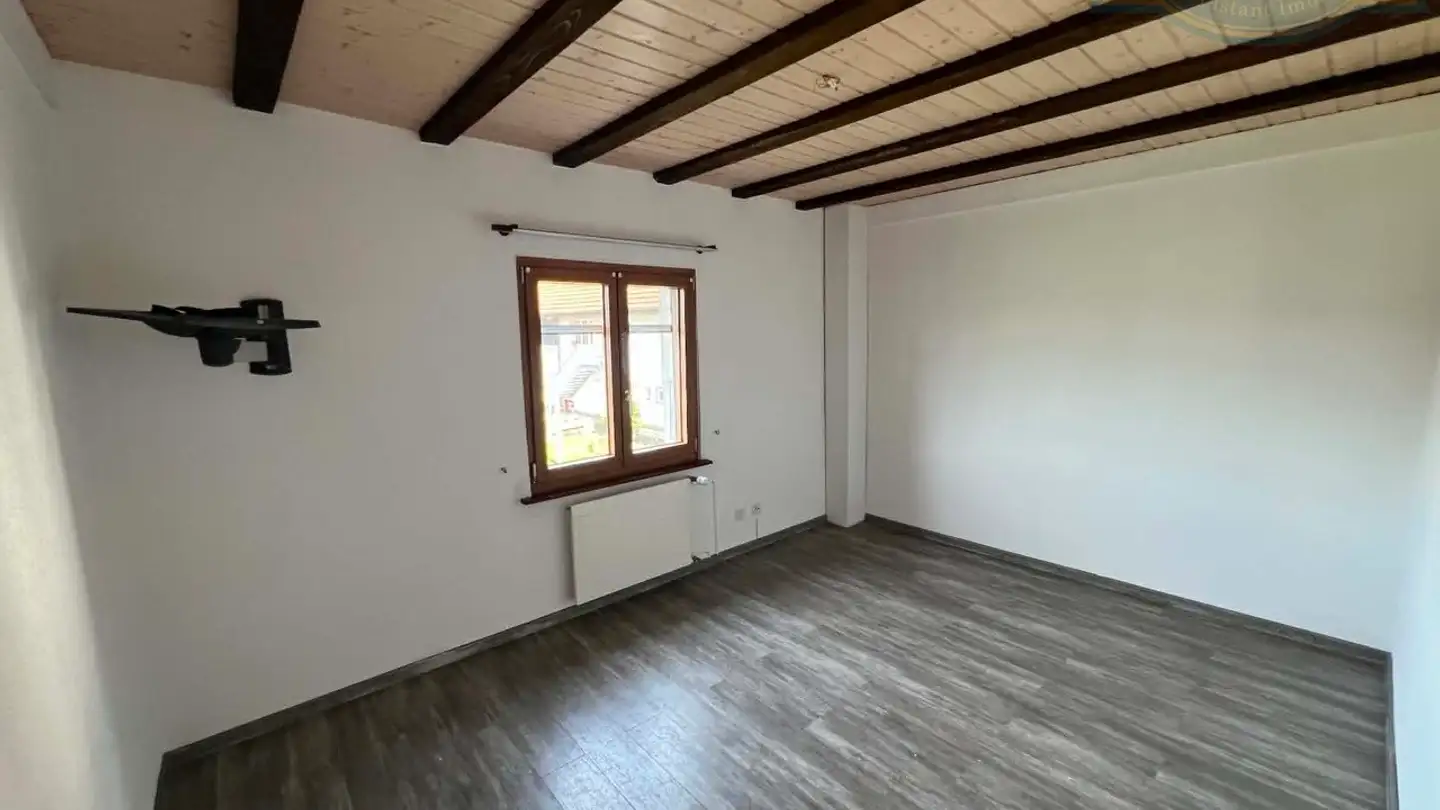 Wohnung mieten - Vieux Château, 2943 Vendlincourt - Foto 3