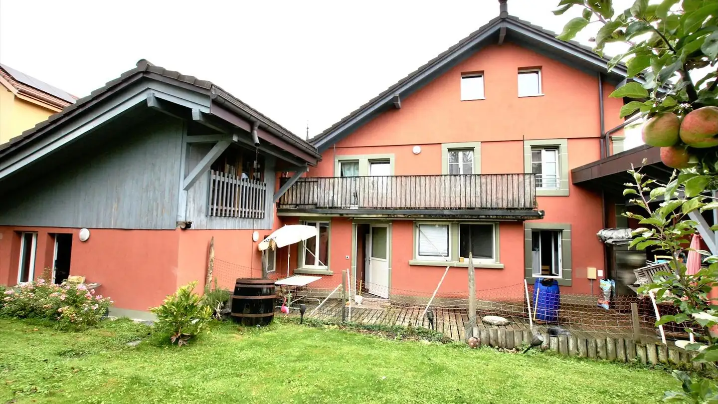 Residential building for sale - 1083 Mézières VD
