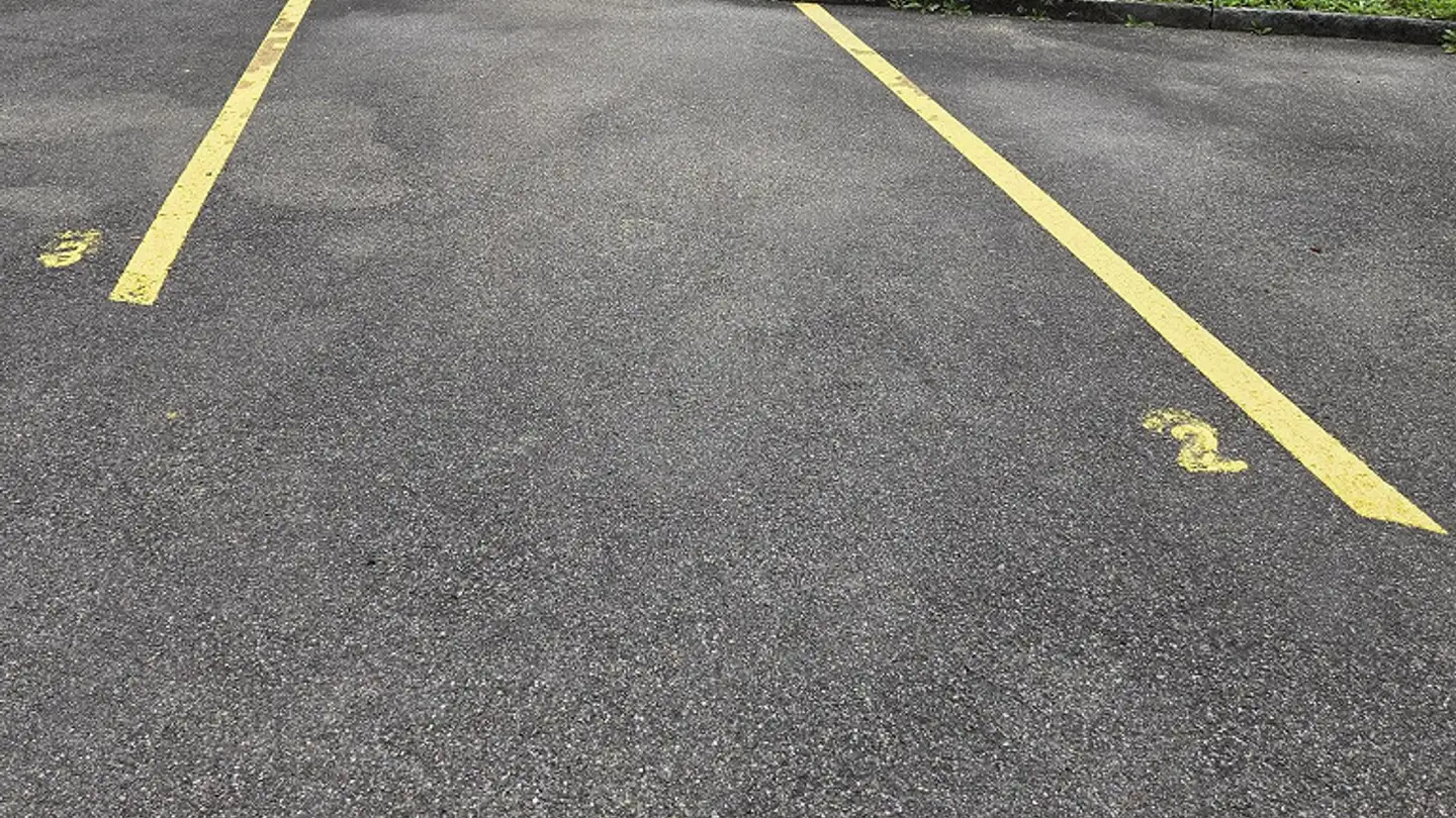 Parcheggio esterno in affitto - Langackerweg 1, 8155 Niederhasli - Foto 2