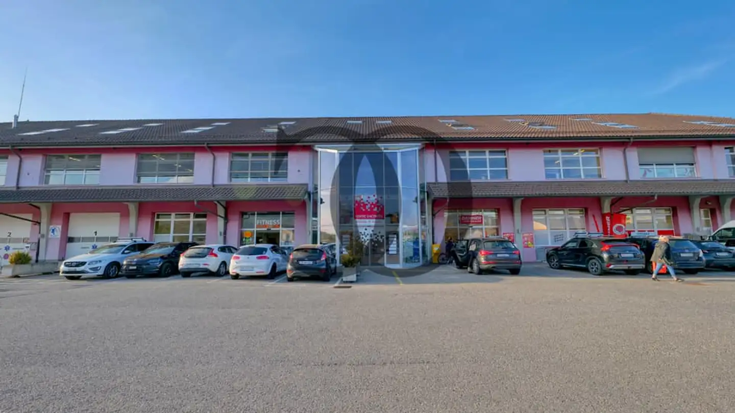 Commercial for rent - 1627 Vaulruz