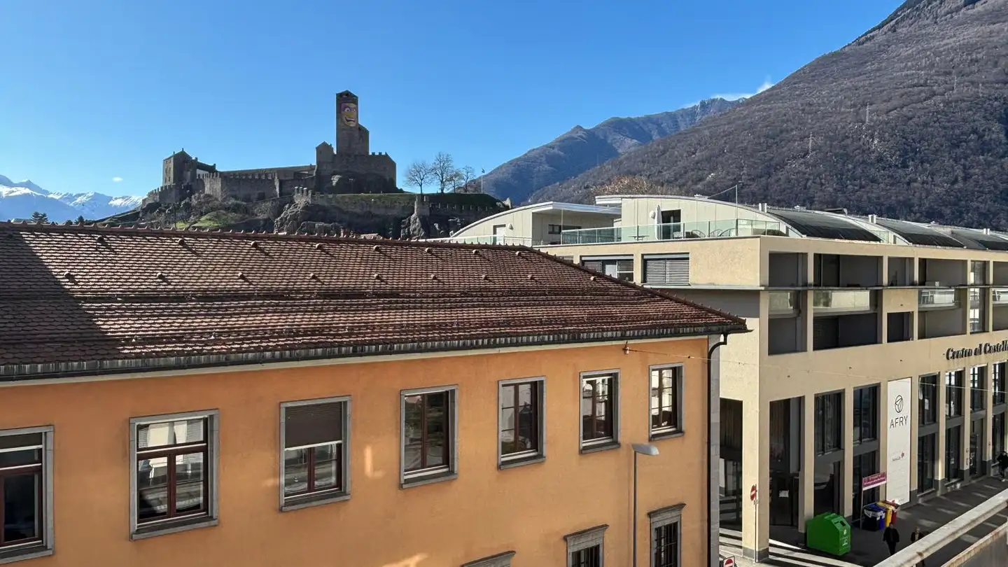 Wohnung mieten - Viale Stazione 17b, 6500 Bellinzona - Foto 2