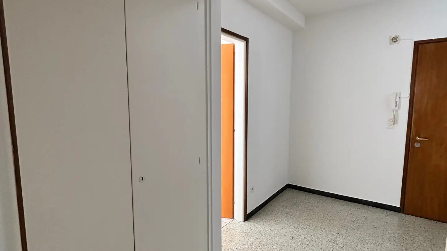 Wohnung mieten - Viale Stazione 17b, 6500 Bellinzona - Foto 4