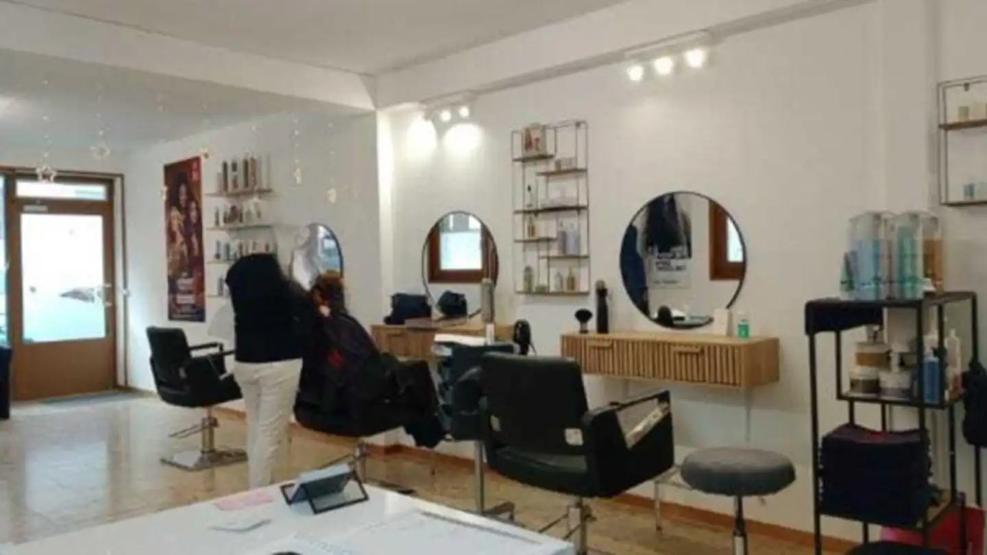 Shop for rent - Rue Du Chanoine Broquet 1b, 1890 St-Maurice - Photo 3