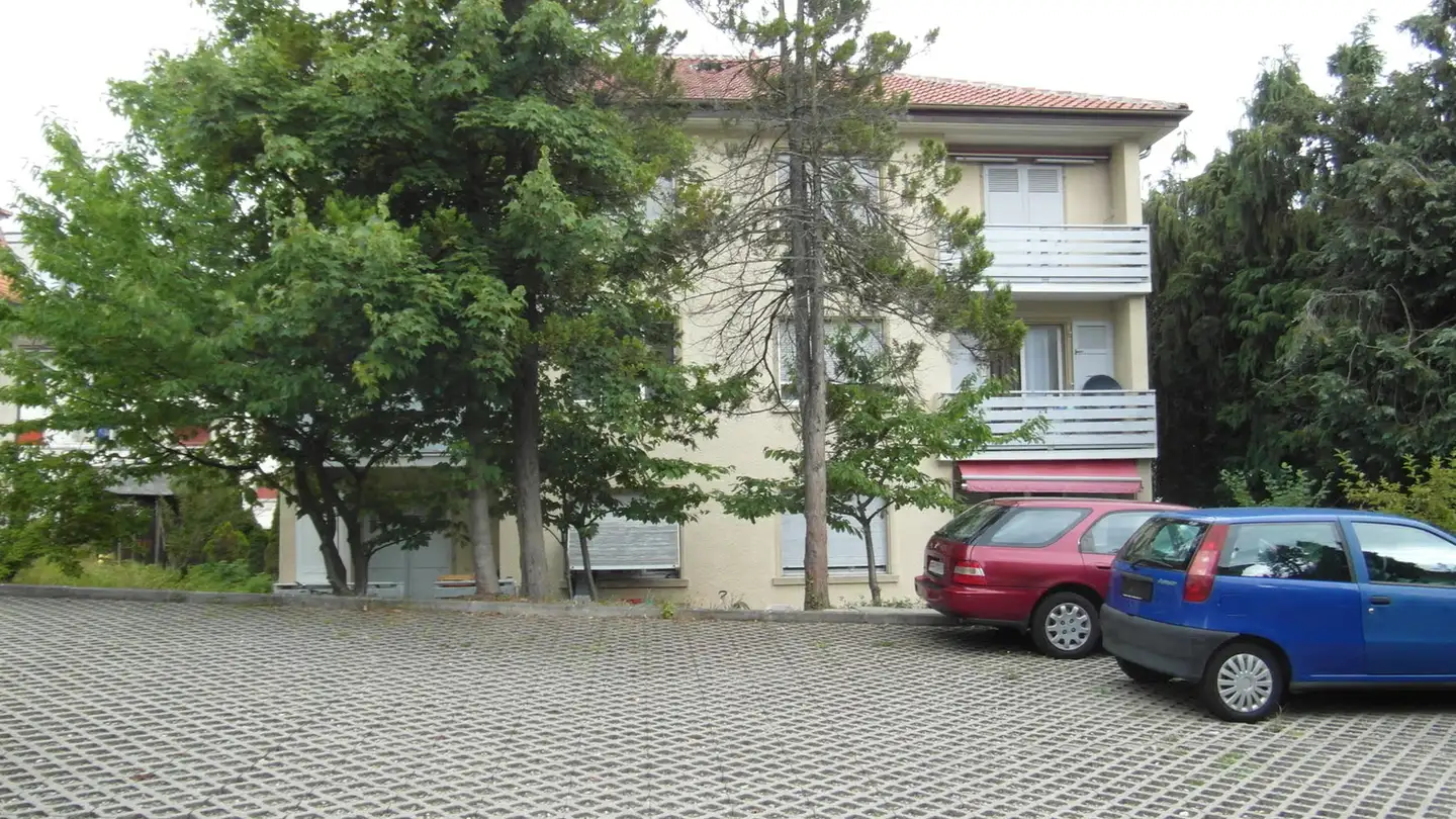 Outdoor parking space for rent - 1700 Fribourg
