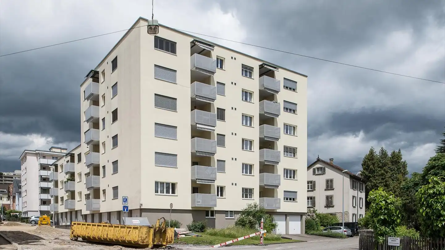 Place de parking extérieure à louer - Rheingoldstrasse 45, 8212 Neuhausen am Rheinfall
