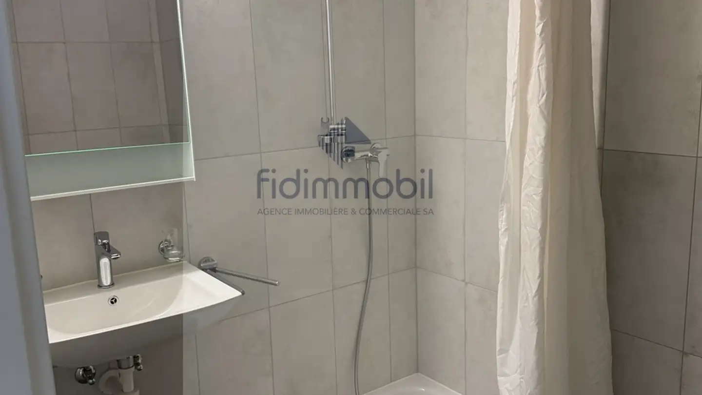 Appartamento in affitto - Rue De L'écluse 38, 2000 Neuchâtel - Photo 3