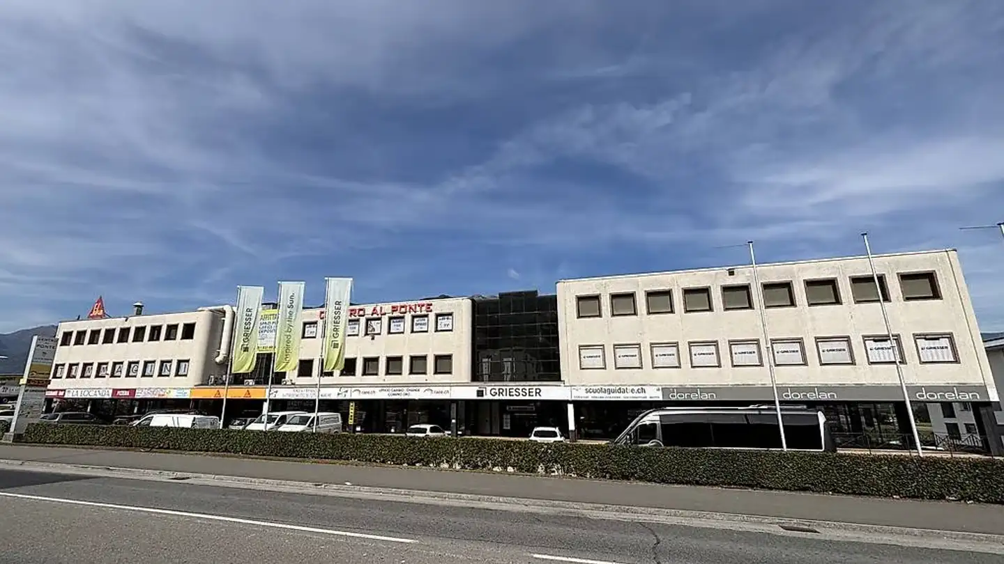 Commerciale in affitto - Via San Gottardo 46, 6593 Cadenazzo