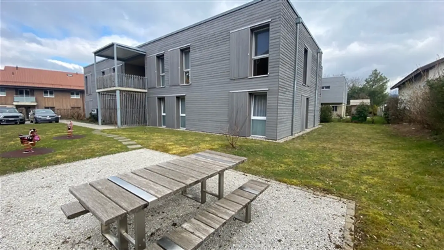 Parcheggio esterno in affitto - Rue De La Roulema 8, 1632 Riaz