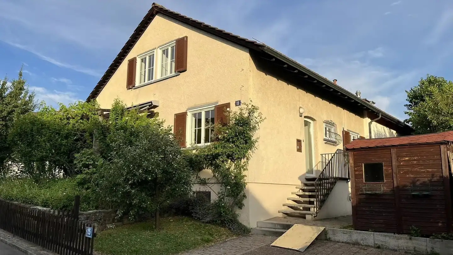 Semi-detached house for rent - Zelghalde 11, 8046 Zürich