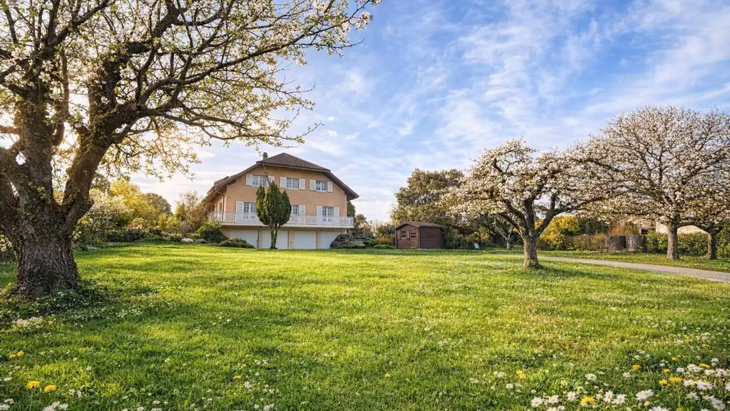 Row house for sale - 1123 Aclens