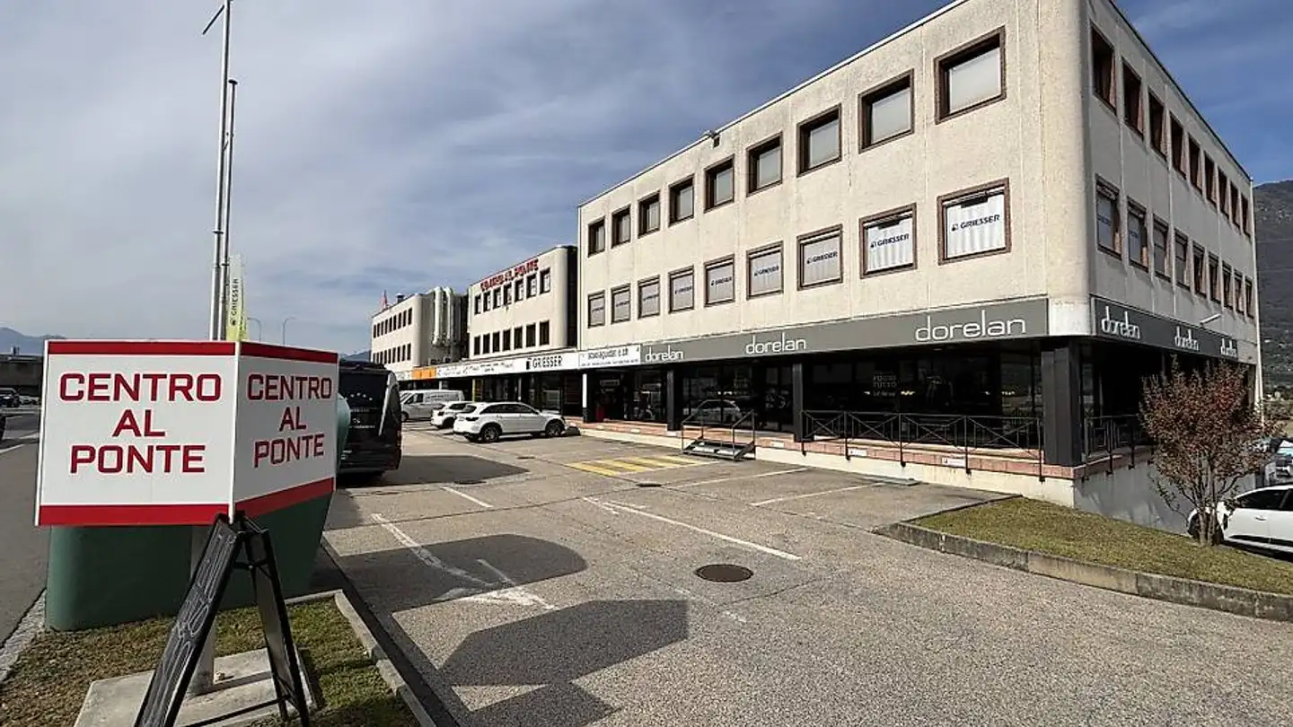 Gewerbe mieten - Via San Gottardo 46, 6593 Cadenazzo