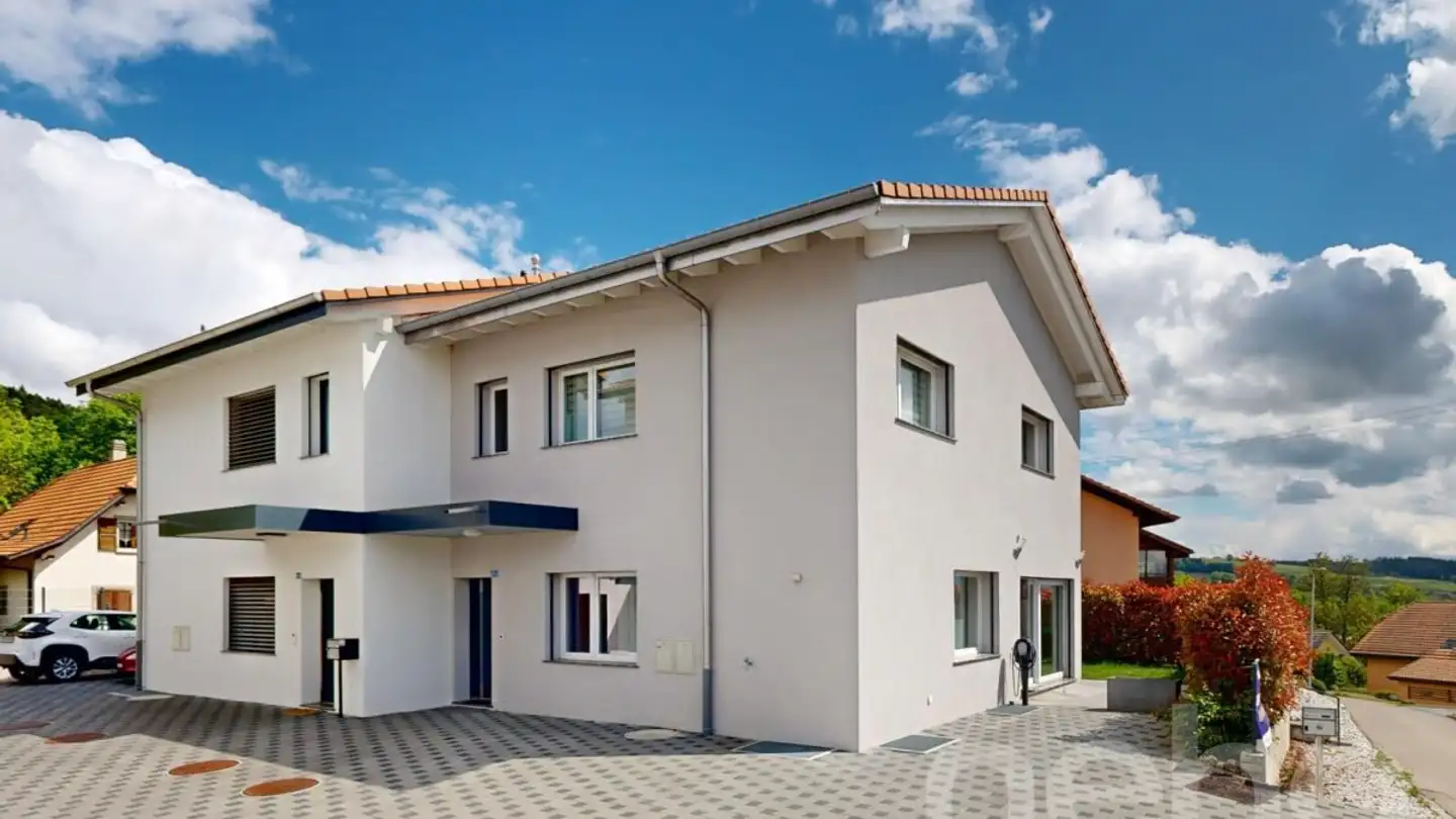 Casa a schiera in vendita - 1670 Ursy