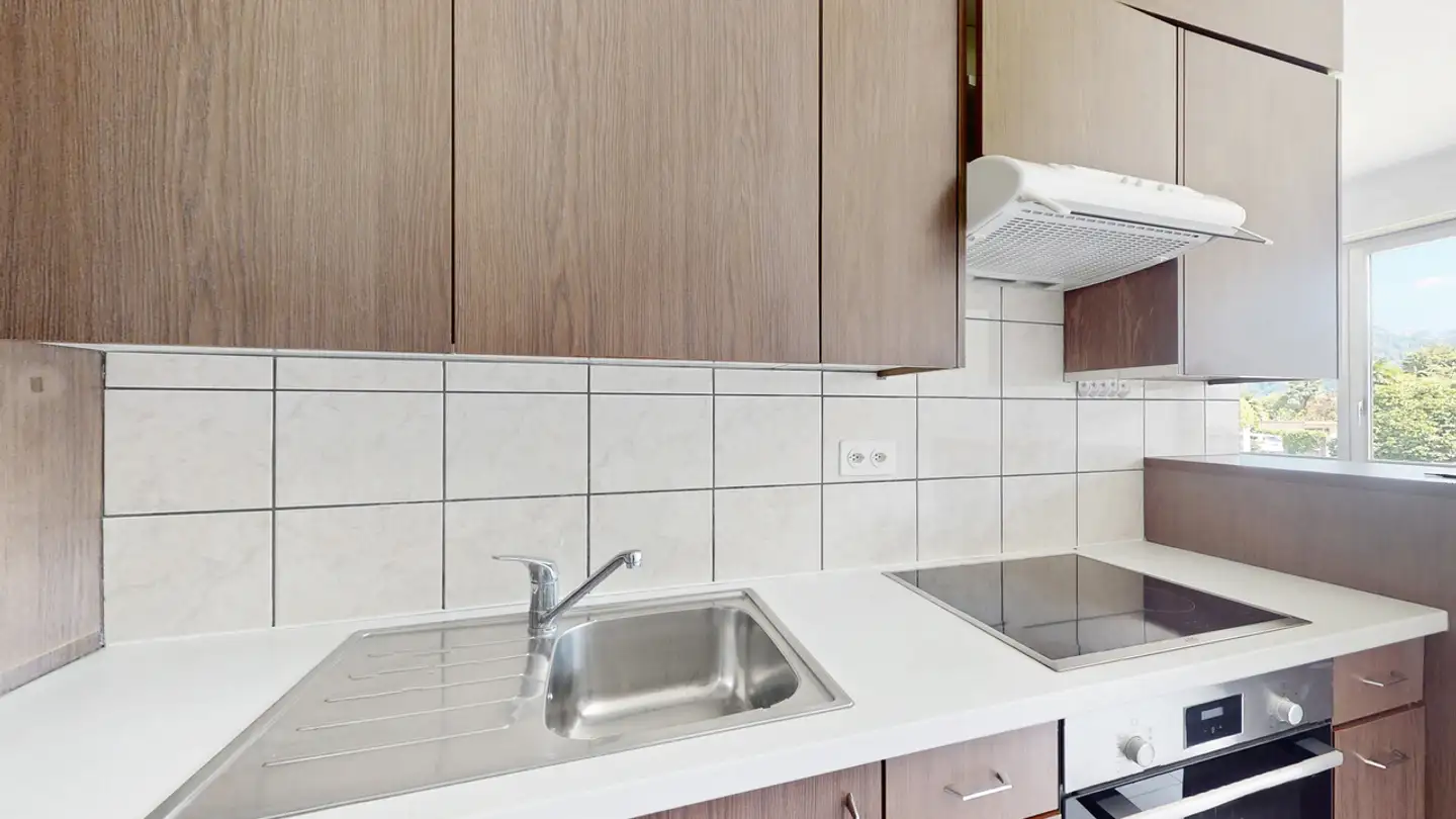 Apartment for rent - Via Stazione 51, 6987 Caslano - Photo 2