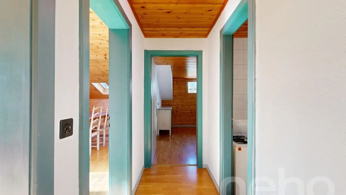 Residential building for sale - 3974 Mollens VS - Photo 4