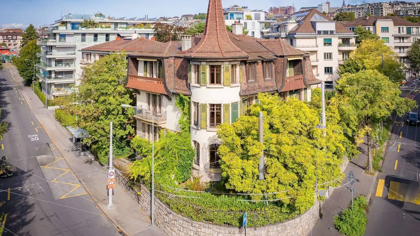 Residential building for sale - 1006 Lausanne