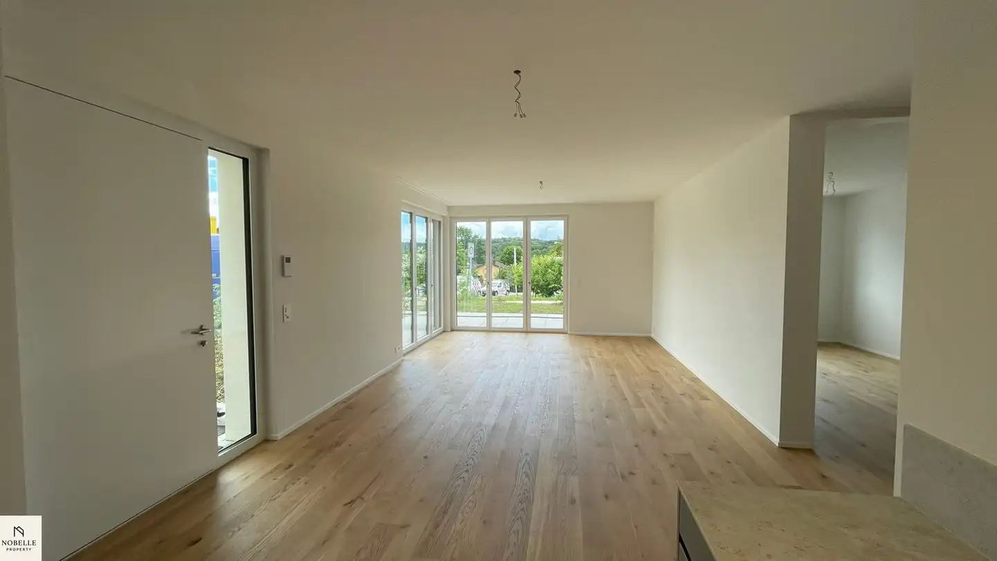 Wohnung mieten - Bergstrasse, 8447 Dachsen - Foto 4