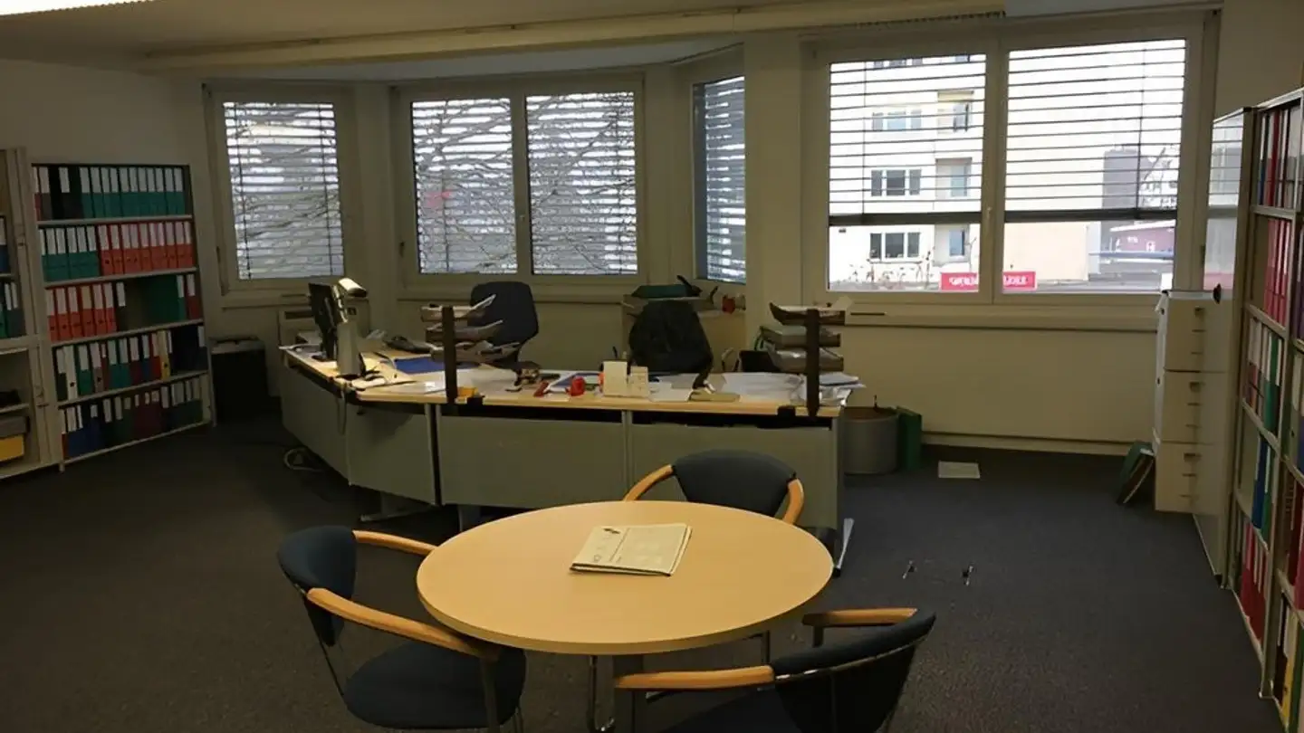 Office space for rent - Zürichstrasse 12, 8610 Uster - Photo 3
